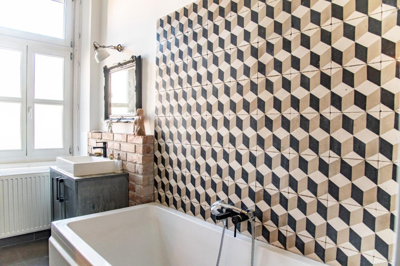 Stylishly Redecorated Apartment In Great Location Budapest Kültér fotó